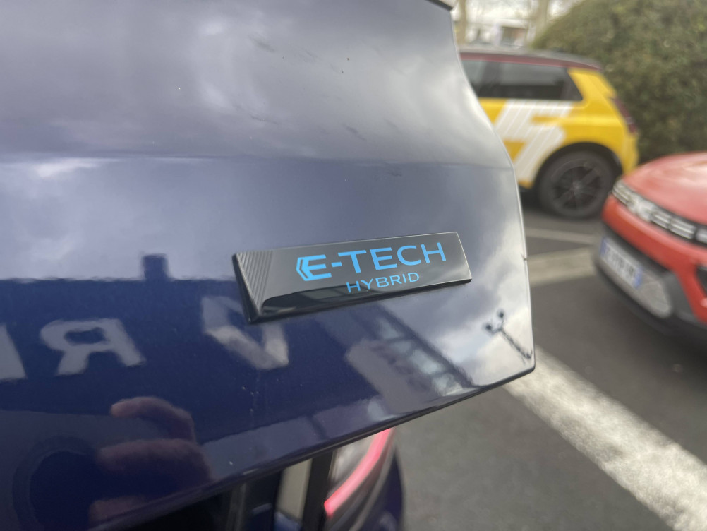 Acheter Renault Arkana Arkana E-Tech 145 - 23 esprit Alpine 5p occasion dans les concessions du Groupe Faurie