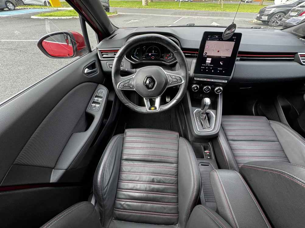 Acheter Renault Clio 5 Clio E-Tech 140 RS Line 5p occasion dans les concessions du Groupe Faurie