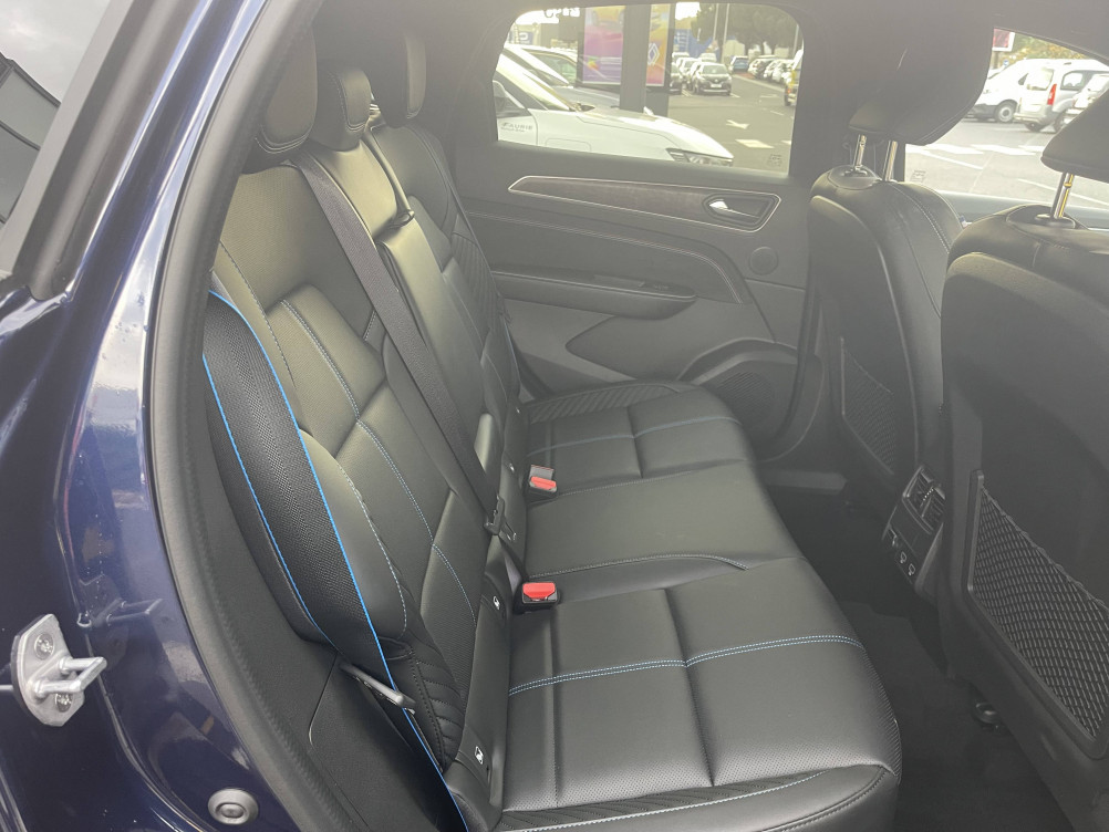 Acheter Renault Arkana Arkana E-Tech 145 - 23 esprit Alpine 5p occasion dans les concessions du Groupe Faurie