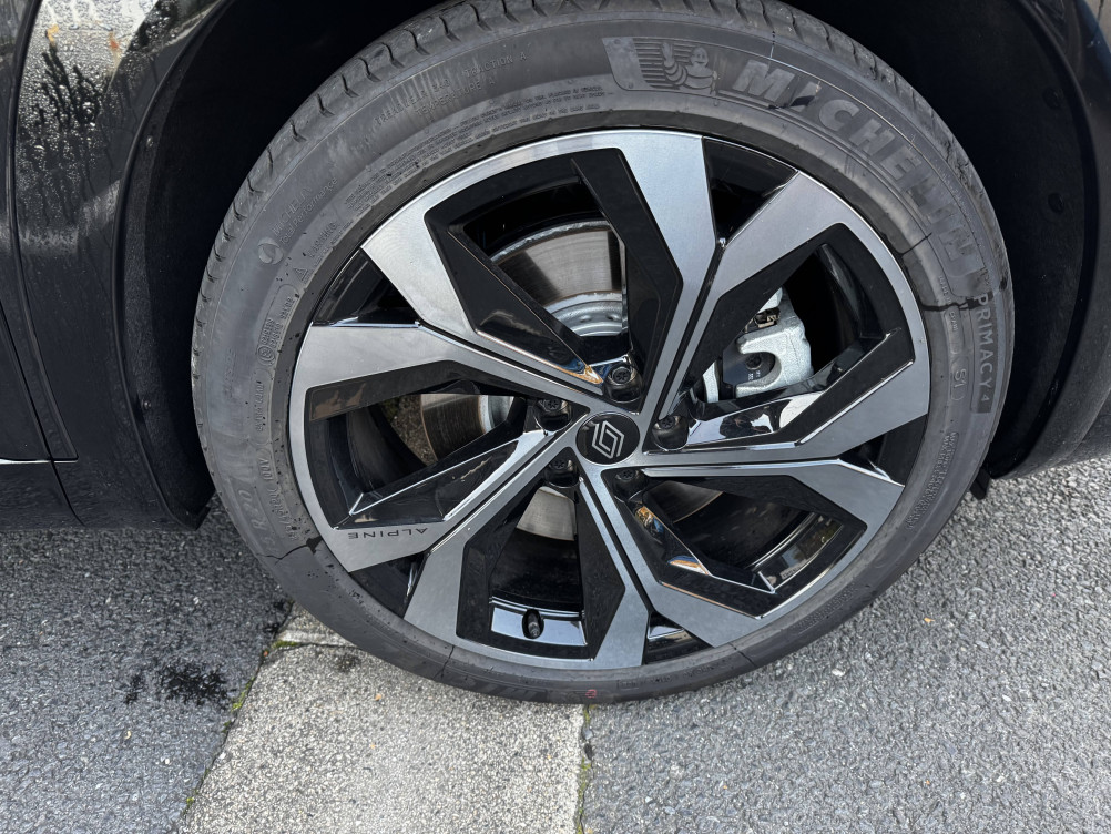 Acheter Renault Espace 6 Espace E-Tech hybrid 200 esprit Alpine 5p occasion dans les concessions du Groupe Faurie