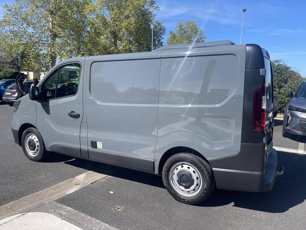Acheter Renault Trafic 3 TRAFIC FGN L1H1 2800 KG BLUE DCI 130 FRIGORIFIQUE ISOTHERME GRAND CONFORT 4p occasion dans les concessions du Groupe Faurie