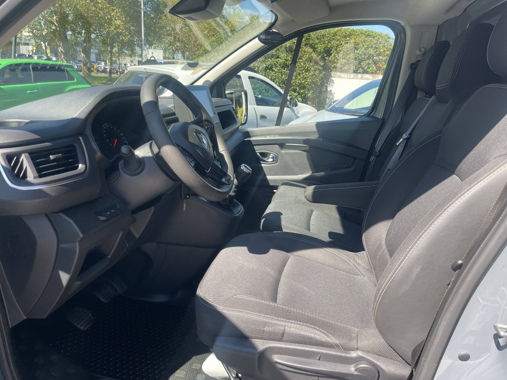 Acheter Renault Trafic 3 TRAFIC FGN L1H1 2800 KG BLUE DCI 130 FRIGORIFIQUE ISOTHERME GRAND CONFORT 4p occasion dans les concessions du Groupe Faurie