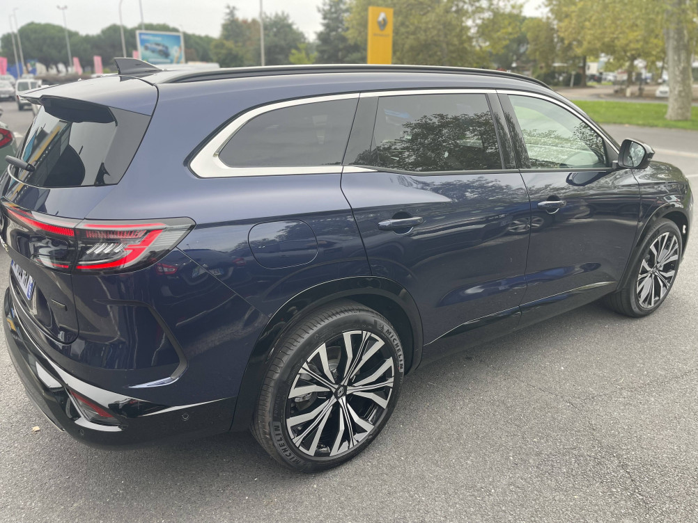 Acheter Renault Espace 6 Espace E-Tech full hybrid 200 GSR2 Iconic 5p occasion dans les concessions du Groupe Faurie