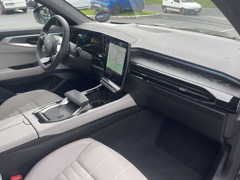 Acheter Renault Espace 6 Espace E-Tech full hybrid 200 GSR2 Iconic 5p occasion dans les concessions du Groupe Faurie