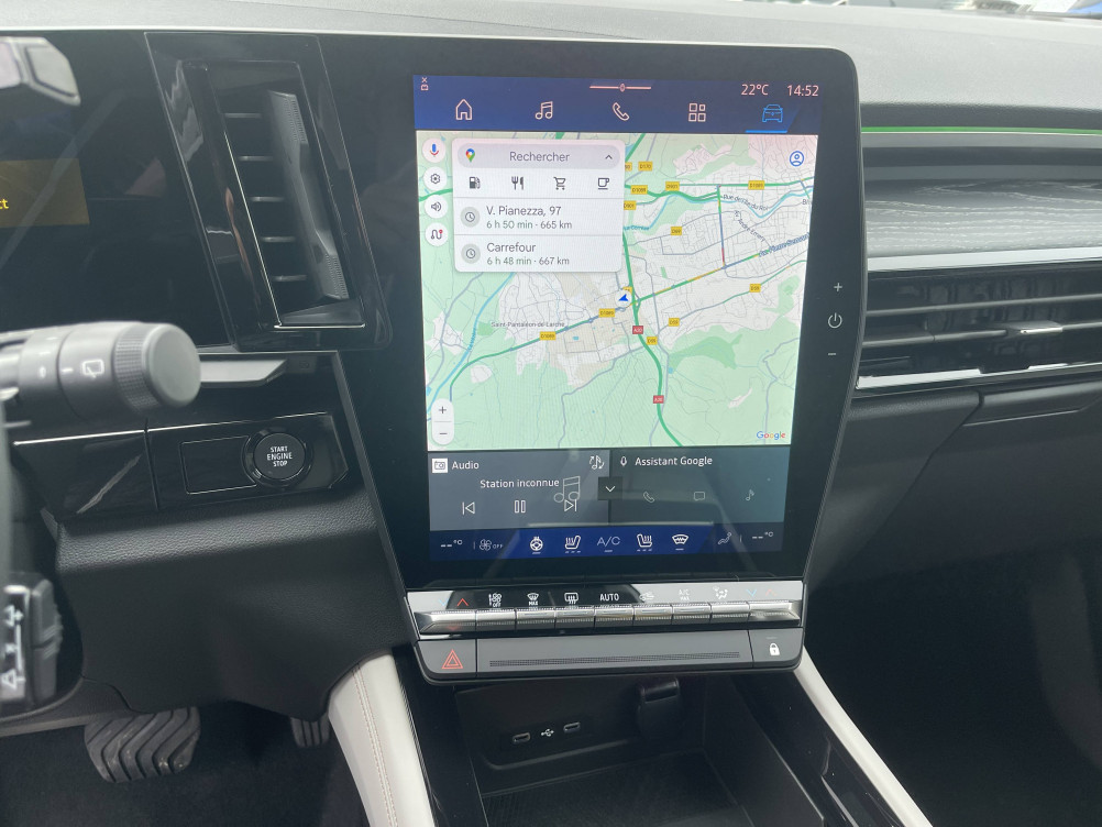 Acheter Renault Espace 6 Espace E-Tech full hybrid 200 GSR2 Iconic 5p occasion dans les concessions du Groupe Faurie