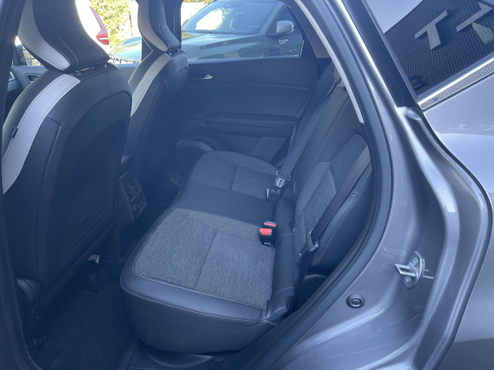Acheter Renault Captur 2 Captur E-Tech full hybrid 145 ch Techno 5p occasion dans les concessions du Groupe Faurie
