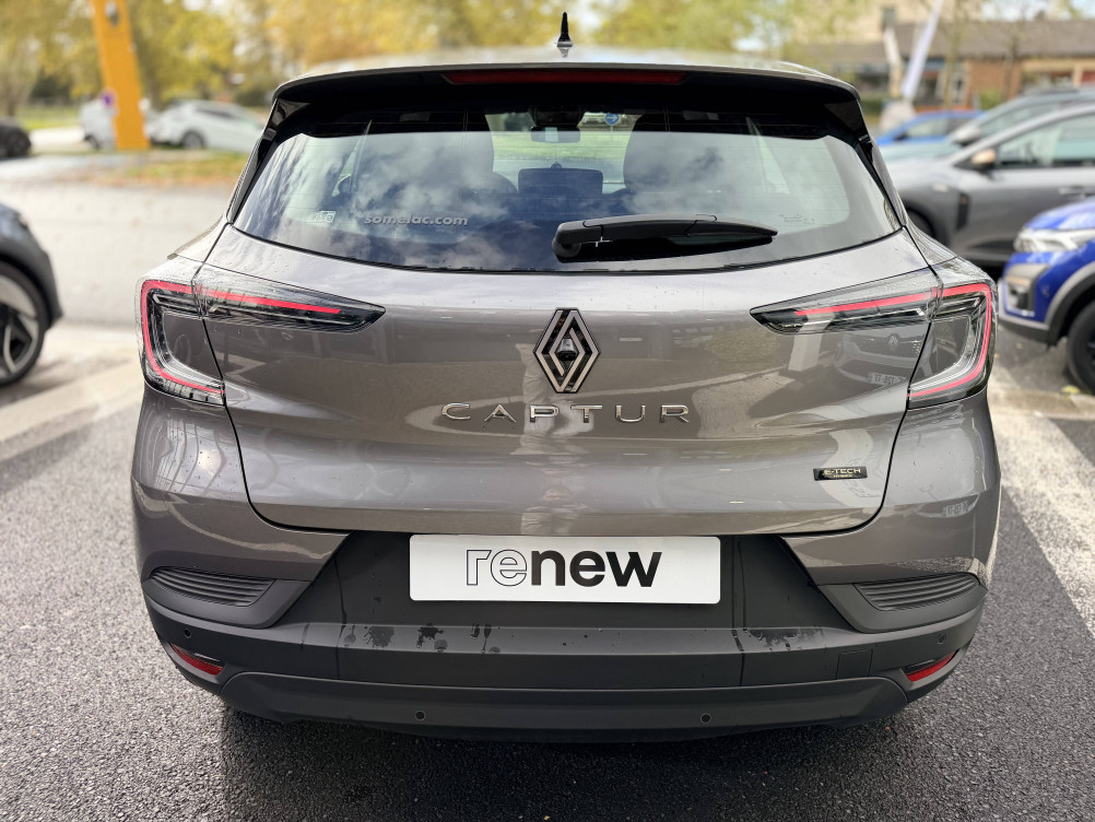 Acheter Renault Captur 2 Captur E-Tech full hybrid 145 ch Evolution 5p occasion dans les concessions du Groupe Faurie