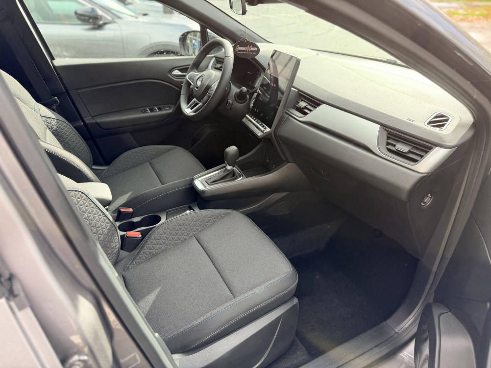 Acheter Renault Captur 2 Captur E-Tech full hybrid 145 ch Evolution 5p occasion dans les concessions du Groupe Faurie