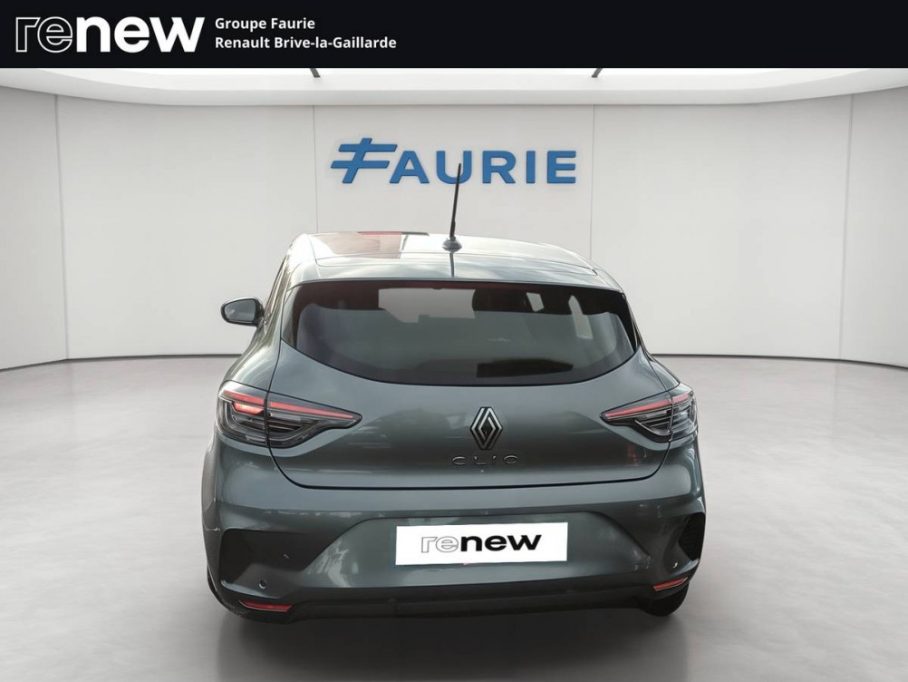 Acheter Renault Clio 5 Clio E-Tech full hybrid 145 Evolution 5p occasion dans les concessions du Groupe Faurie