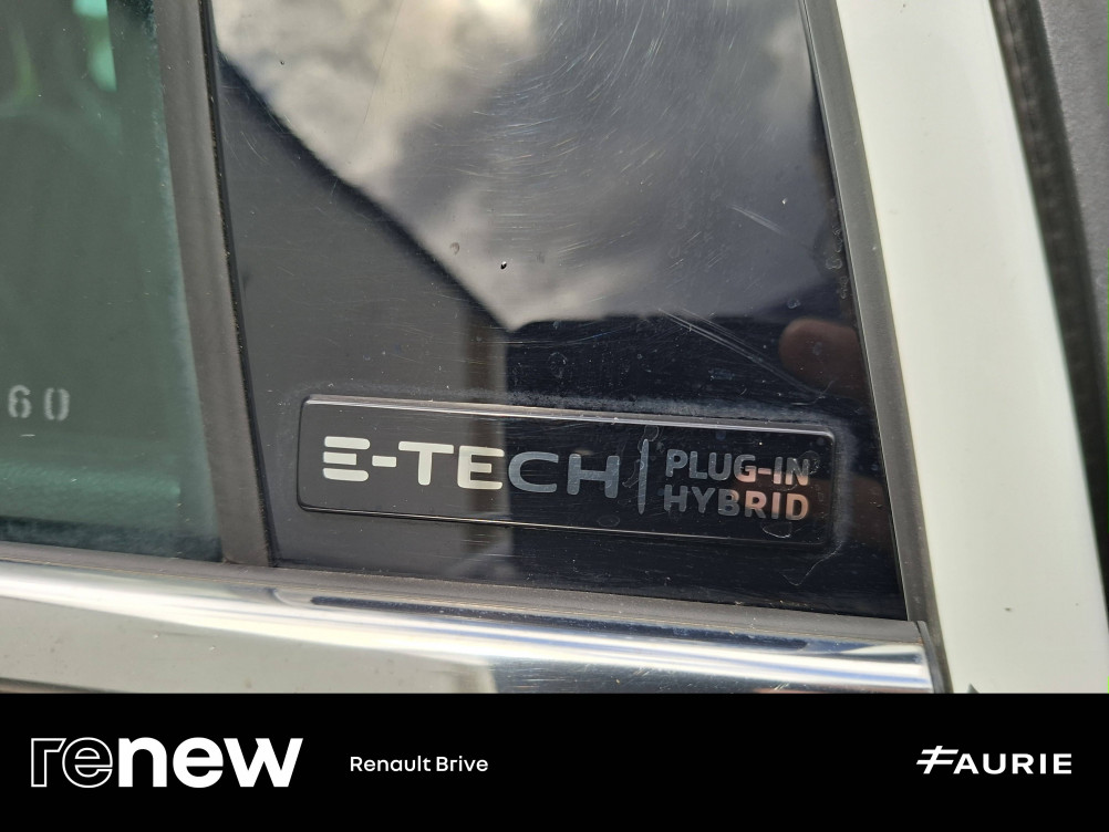 Acheter Renault Megane 4 Mégane IV Estate E-TECH Plug-In Hybride 160 R.S. Line 5p occasion dans les concessions du Groupe Faurie