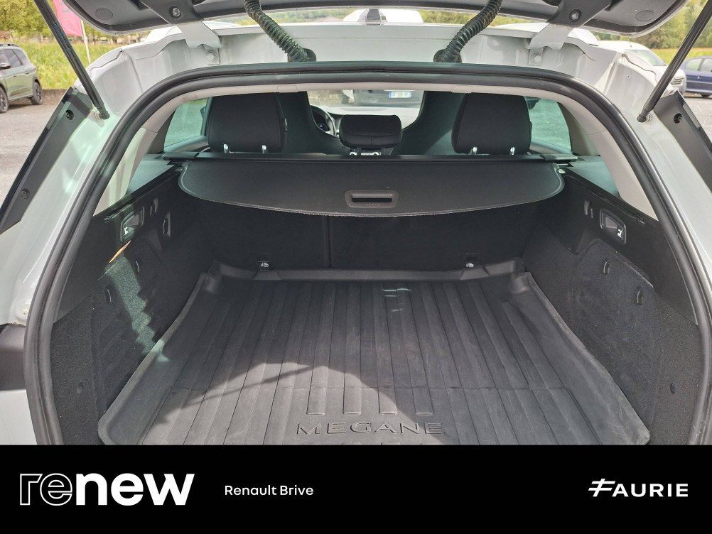 Acheter Renault Megane 4 Mégane IV Estate E-TECH Plug-In Hybride 160 R.S. Line 5p occasion dans les concessions du Groupe Faurie