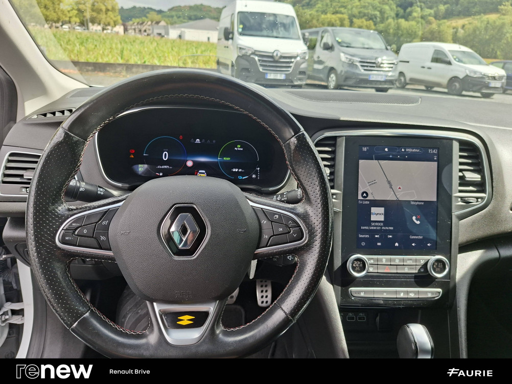 Acheter Renault Megane 4 Mégane IV Estate E-TECH Plug-In Hybride 160 R.S. Line 5p occasion dans les concessions du Groupe Faurie