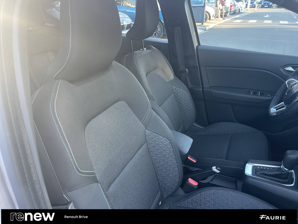 Acheter Renault Captur 2 Captur E-Tech full hybrid 145 ch Evolution 5p occasion dans les concessions du Groupe Faurie