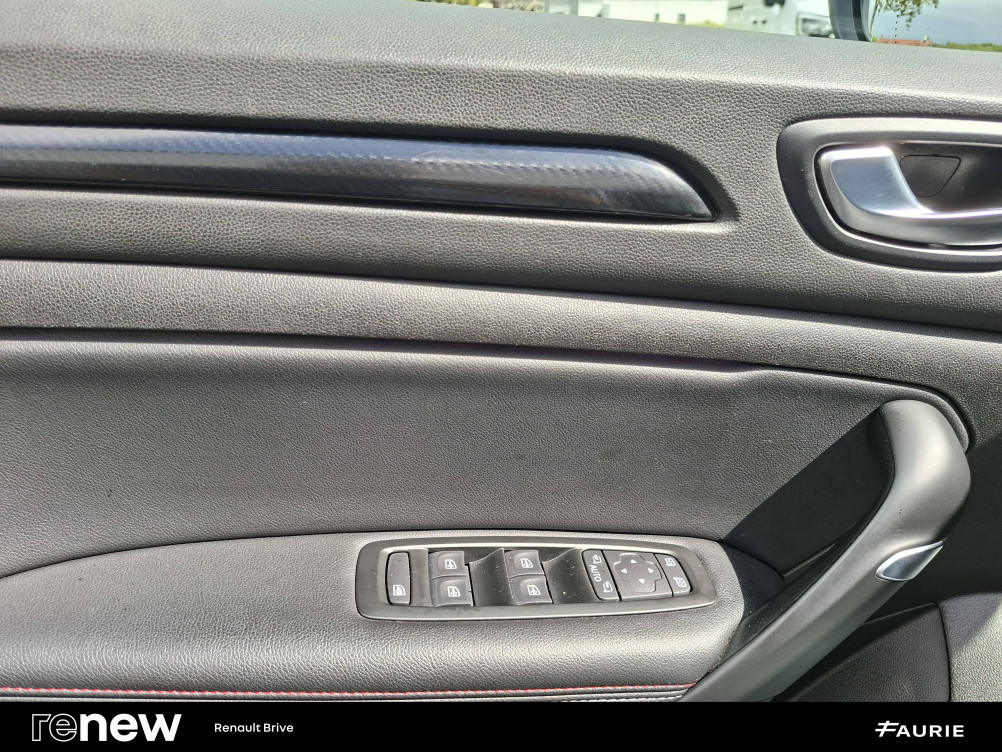 Acheter Renault Megane 4 Mégane IV Estate E-TECH Plug-In Hybride 160 R.S. Line 5p occasion dans les concessions du Groupe Faurie