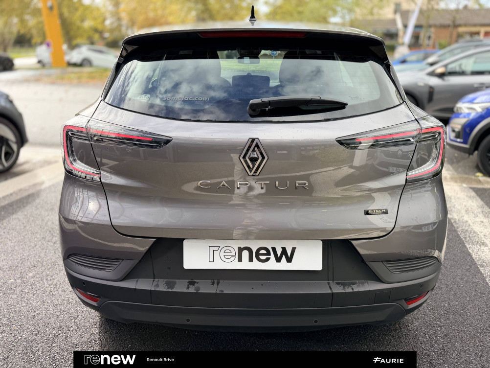 Acheter Renault Captur 2 Captur E-Tech full hybrid 145 ch Evolution 5p occasion dans les concessions du Groupe Faurie