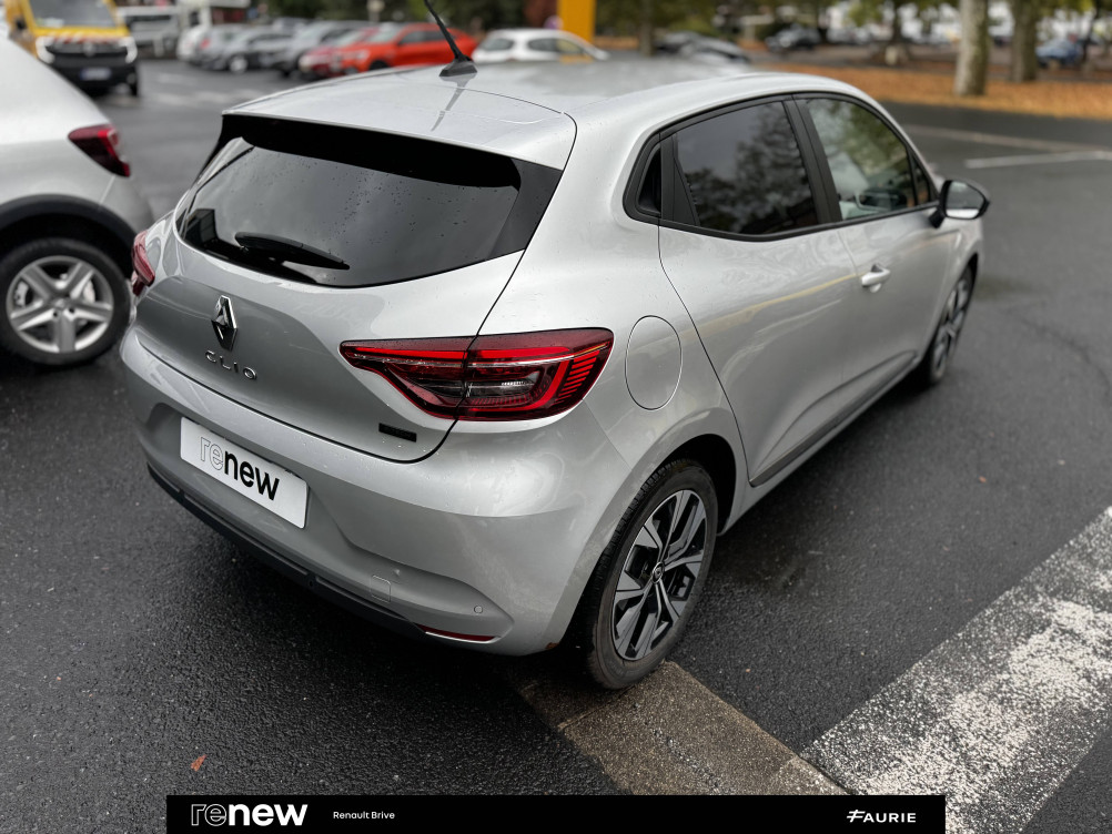 Acheter Renault Clio 5 Clio E-Tech full hybrid 145 Evolution 5p occasion dans les concessions du Groupe Faurie