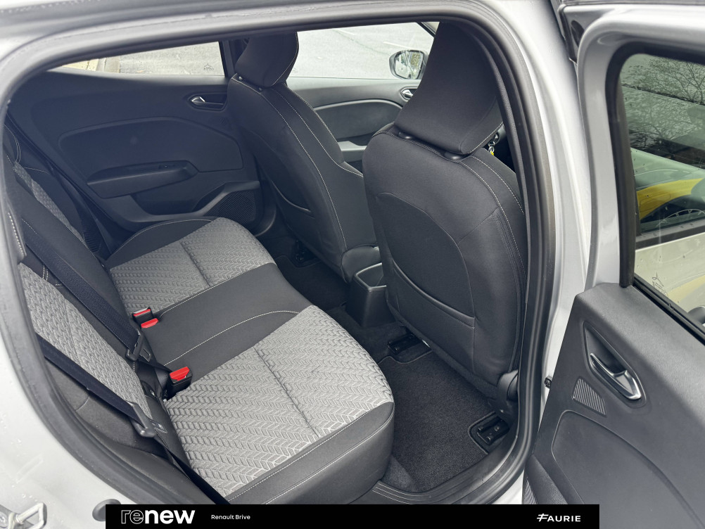 Acheter Renault Clio 5 Clio E-Tech full hybrid 145 Evolution 5p occasion dans les concessions du Groupe Faurie