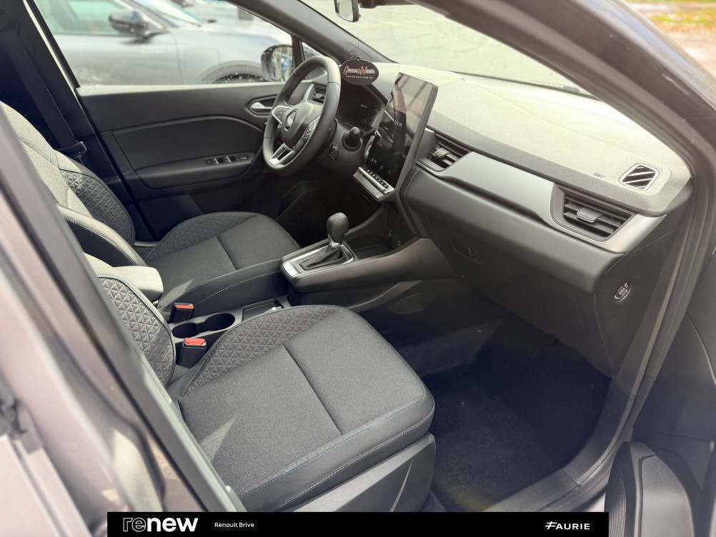 Acheter Renault Captur 2 Captur E-Tech full hybrid 145 ch Evolution 5p occasion dans les concessions du Groupe Faurie