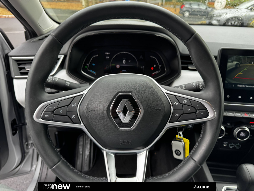 Acheter Renault Clio 5 Clio E-Tech full hybrid 145 Evolution 5p occasion dans les concessions du Groupe Faurie