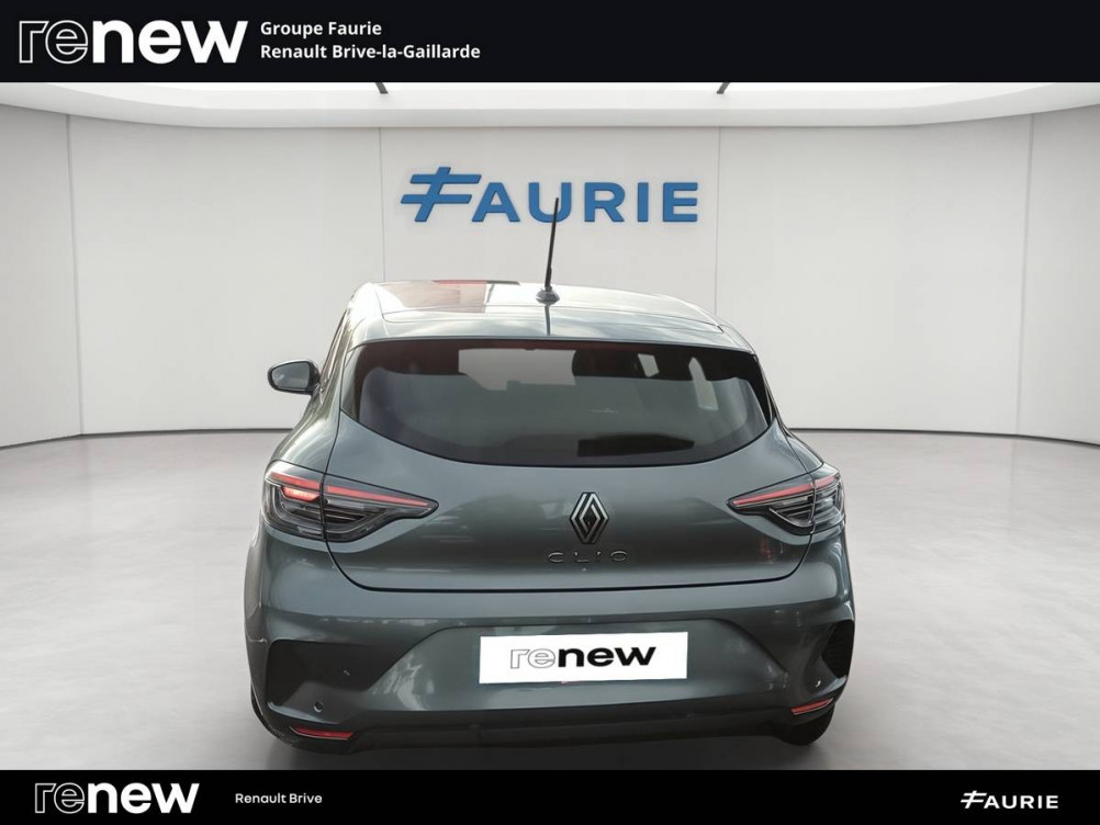 Acheter Renault Clio 5 Clio E-Tech full hybrid 145 Evolution 5p occasion dans les concessions du Groupe Faurie