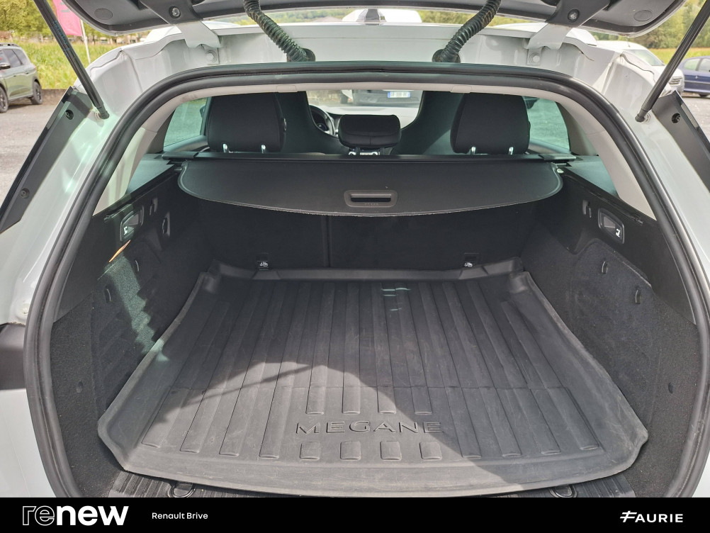 Acheter Renault Megane 4 Mégane IV Estate E-TECH Plug-In Hybride 160 R.S. Line 5p occasion dans les concessions du Groupe Faurie