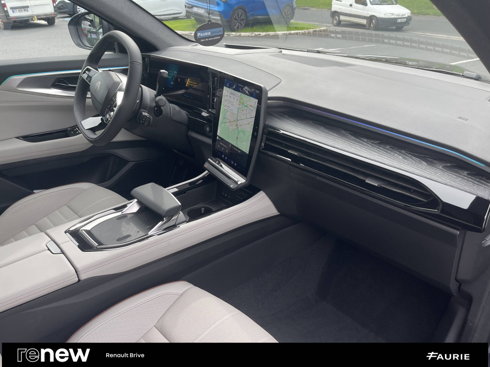 Acheter Renault Espace 6 Espace E-Tech full hybrid 200 GSR2 Iconic 5p occasion dans les concessions du Groupe Faurie