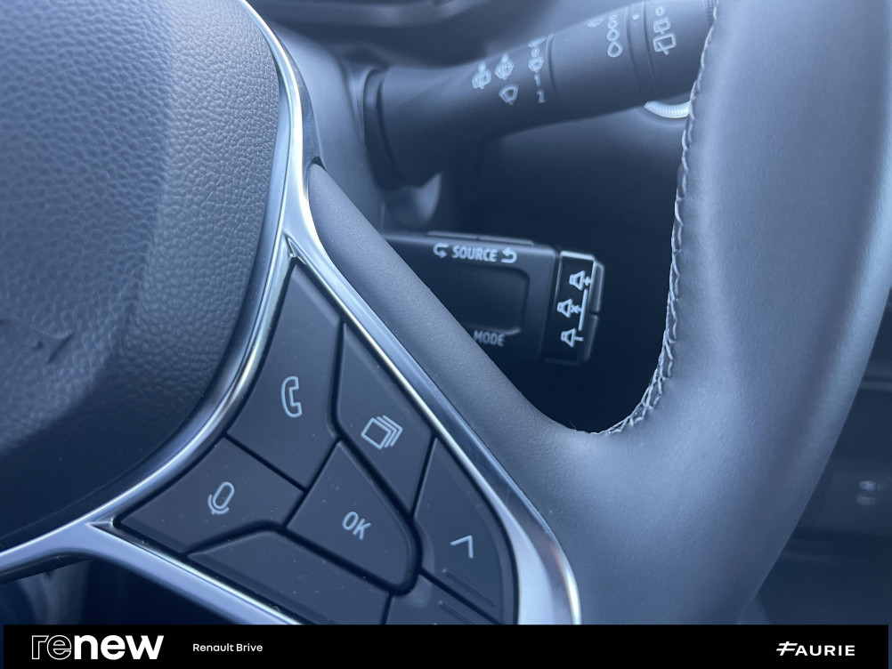 Acheter Renault Captur 2 Captur E-Tech full hybrid 145 ch Evolution 5p occasion dans les concessions du Groupe Faurie