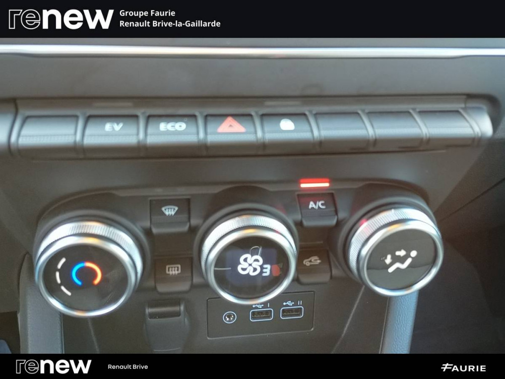 Acheter Renault Clio 5 Clio E-Tech full hybrid 145 Evolution 5p occasion dans les concessions du Groupe Faurie