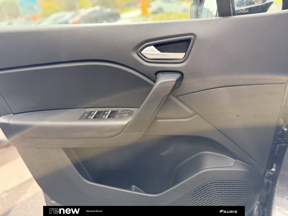 Acheter Renault Captur 2 Captur E-Tech full hybrid 145 ch Evolution 5p occasion dans les concessions du Groupe Faurie