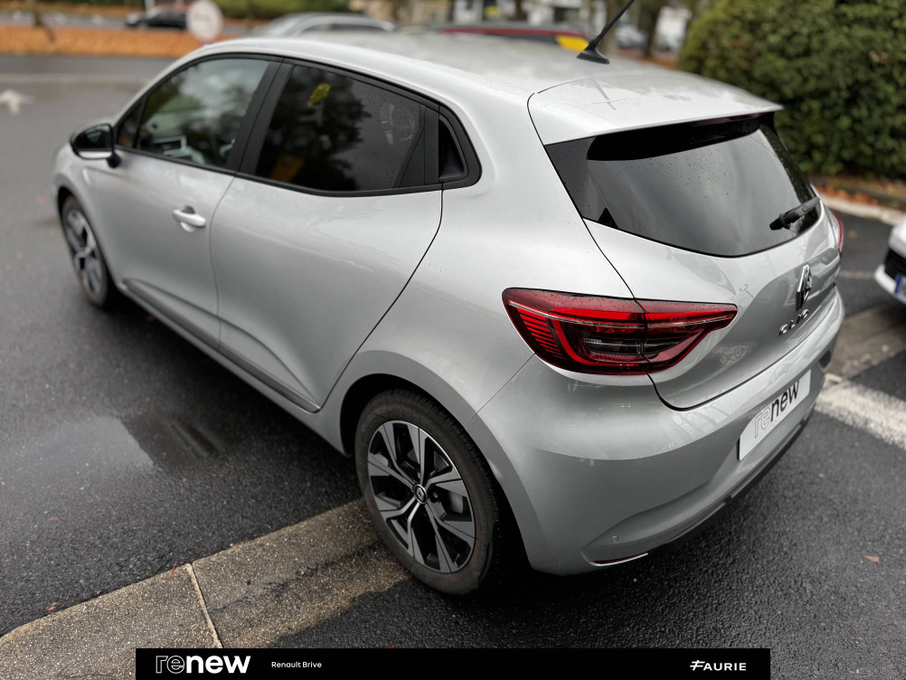 Acheter Renault Clio 5 Clio E-Tech full hybrid 145 Evolution 5p occasion dans les concessions du Groupe Faurie