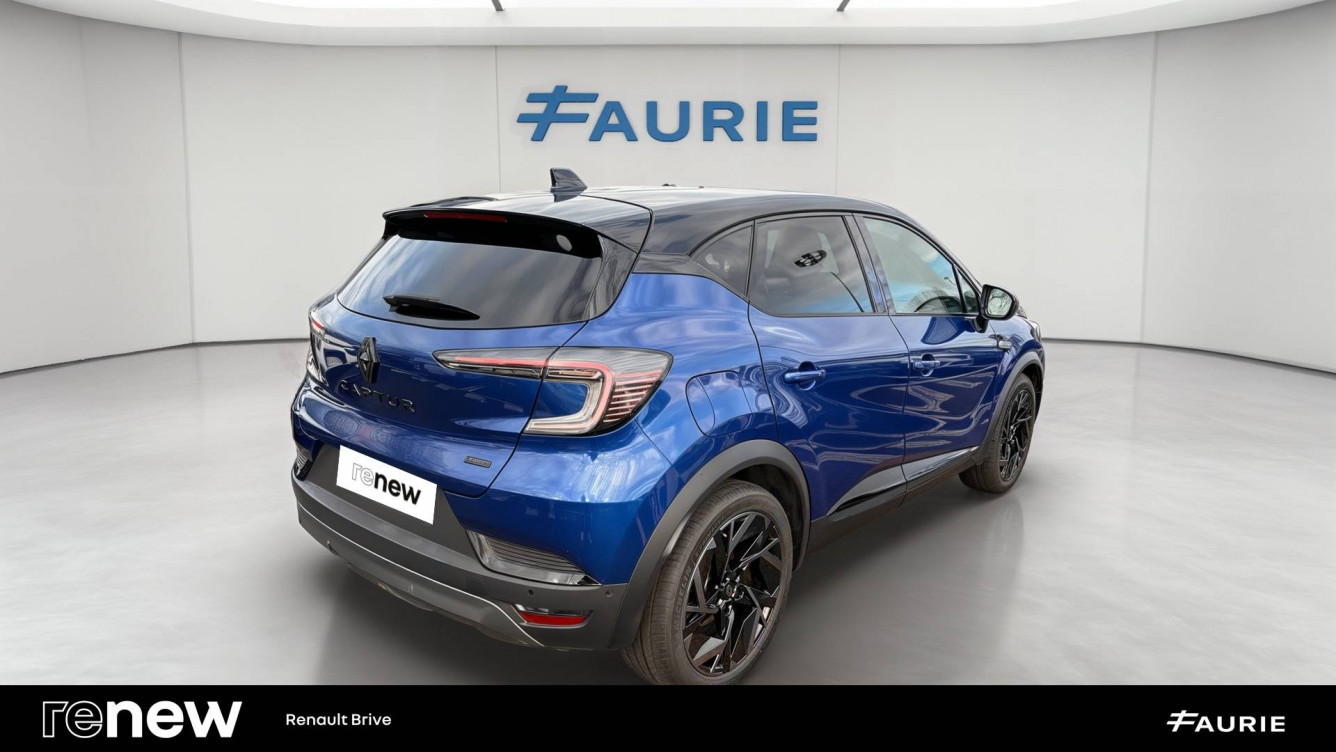 Acheter Renault Captur 2 Captur E-Tech full hybrid 145 ch esprit Alpine 5p occasion dans les concessions du Groupe Faurie