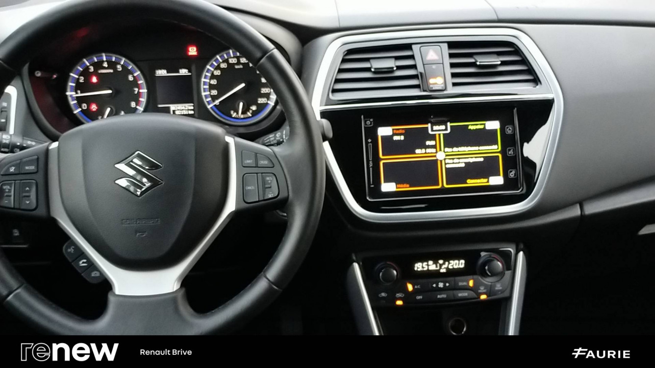 Acheter Suzuki S-Cross S-Cross 1.0 Boosterjet Privilège 5p occasion dans les concessions du Groupe Faurie