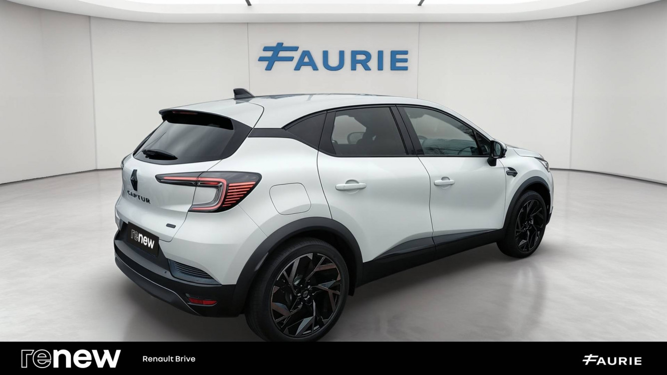 Acheter Renault Captur 2 Captur E-Tech full hybrid 145 ch esprit Alpine 5p occasion dans les concessions du Groupe Faurie