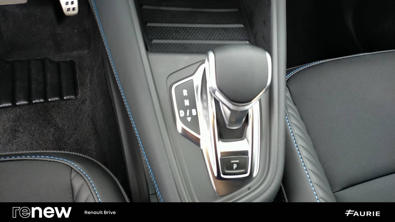 Acheter Renault Captur 2 Captur E-Tech full hybrid 145 ch esprit Alpine 5p occasion dans les concessions du Groupe Faurie