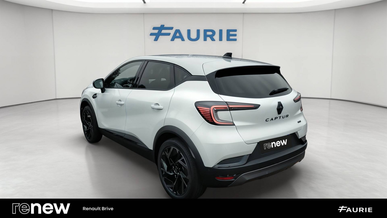 Acheter Renault Captur 2 Captur E-Tech full hybrid 145 ch esprit Alpine 5p occasion dans les concessions du Groupe Faurie