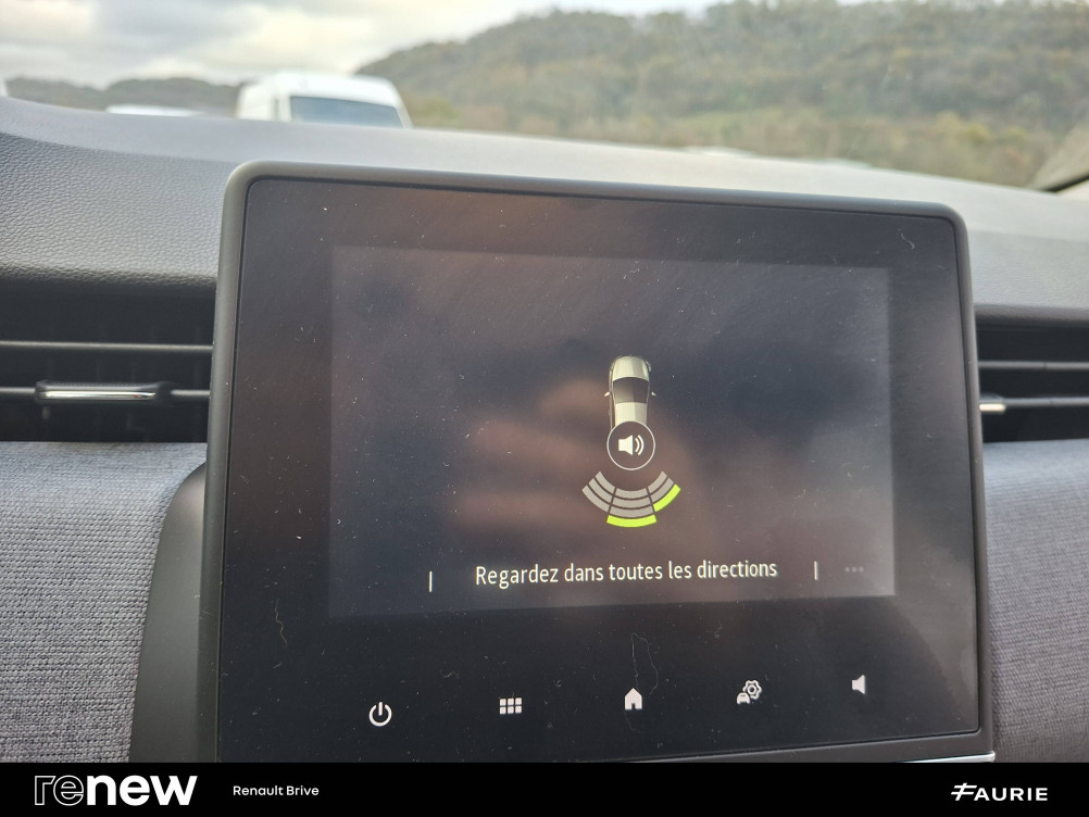 Acheter Renault Clio 5 Clio E-Tech full hybrid 145 ch GSR2 Evolution 5p occasion dans les concessions du Groupe Faurie