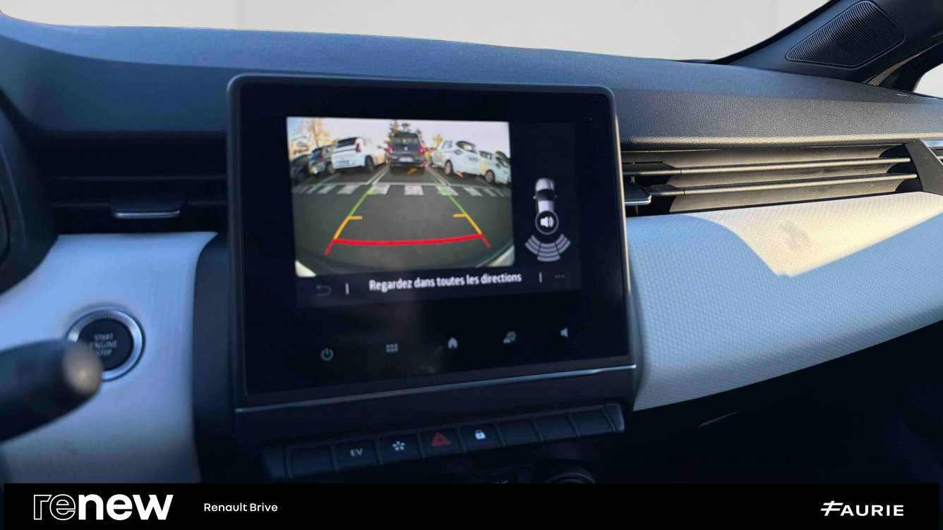 Acheter Renault Clio 5 Clio E-Tech full hybrid 145 Techno 5p occasion dans les concessions du Groupe Faurie