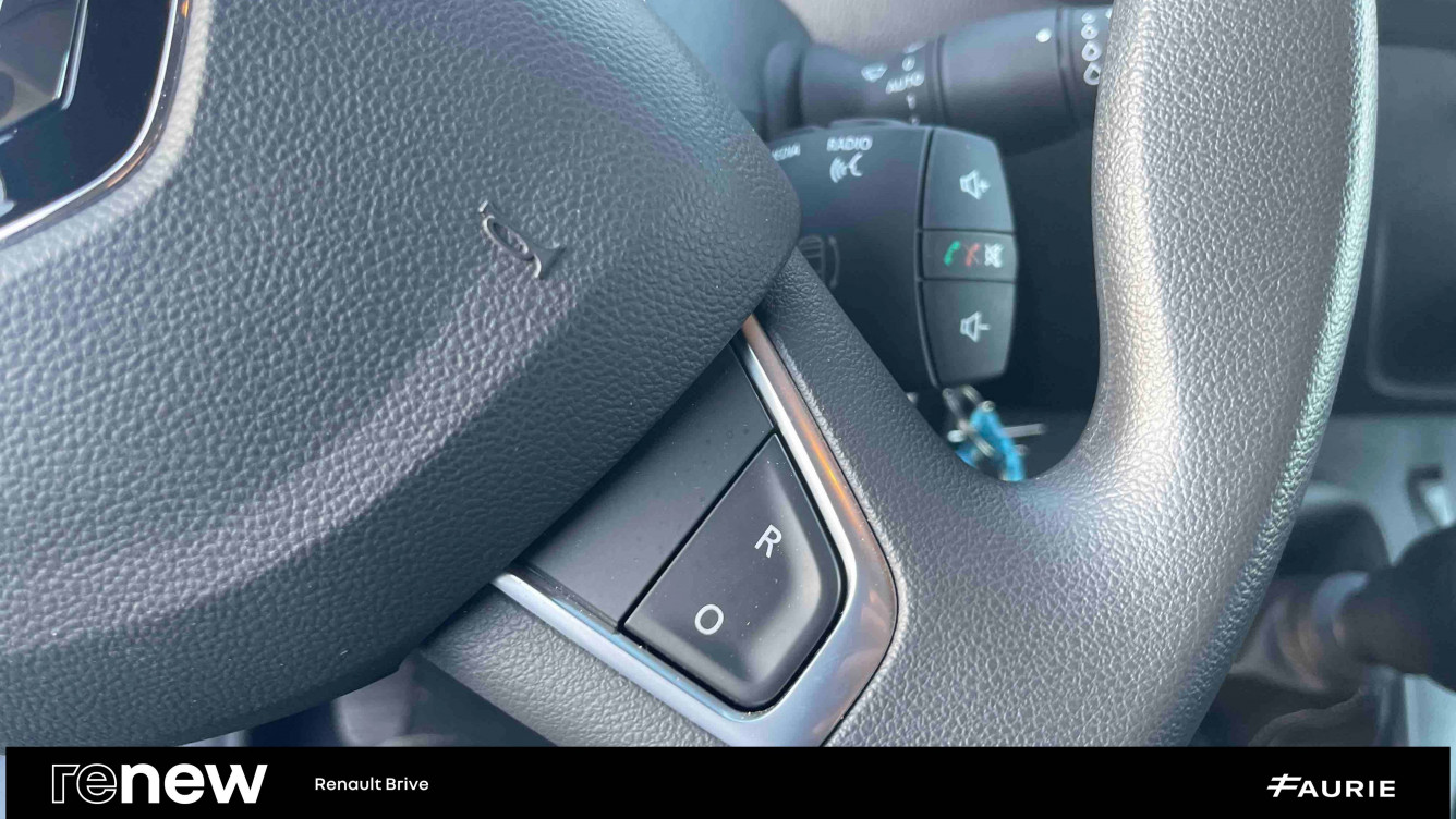 Acheter Renault Master 3 MASTER FGN TRAC F3300 L2H2 BLUE DCI 135 GRAND CONFORT 4p occasion dans les concessions du Groupe Faurie