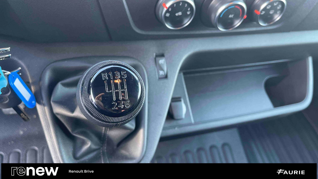 Acheter Renault Master 3 MASTER FGN TRAC F3300 L2H2 BLUE DCI 135 GRAND CONFORT 4p occasion dans les concessions du Groupe Faurie