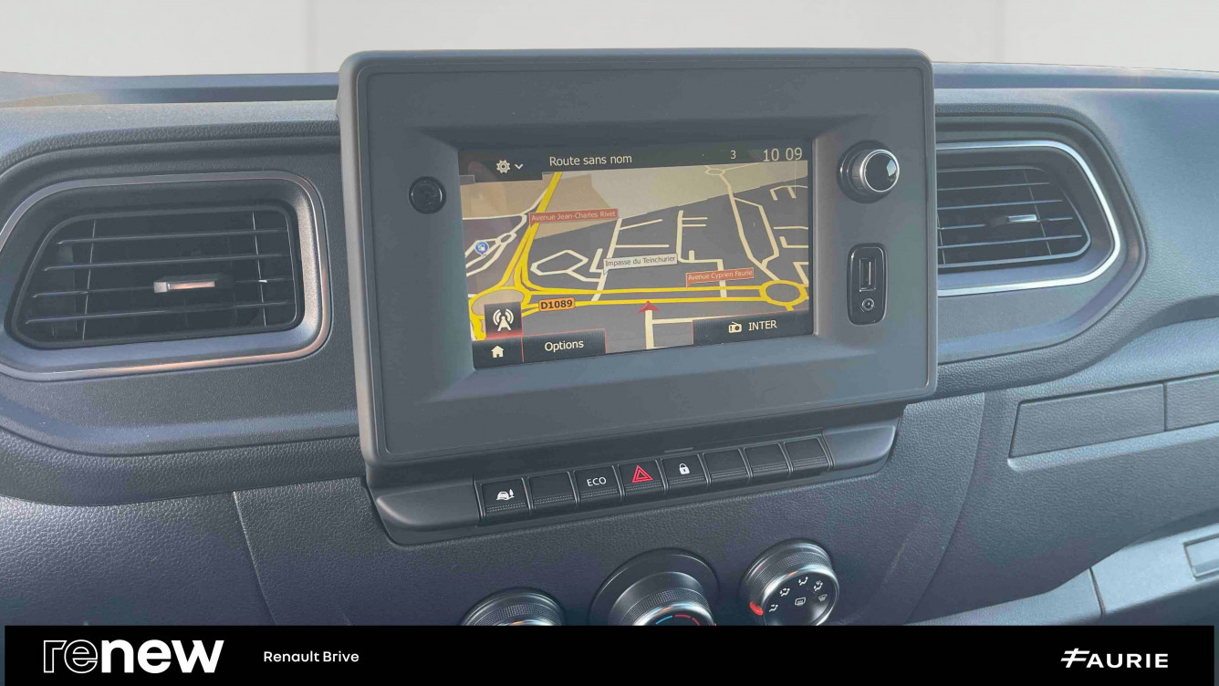 Acheter Renault Master 3 MASTER FGN TRAC F3300 L2H2 BLUE DCI 135 GRAND CONFORT 4p occasion dans les concessions du Groupe Faurie