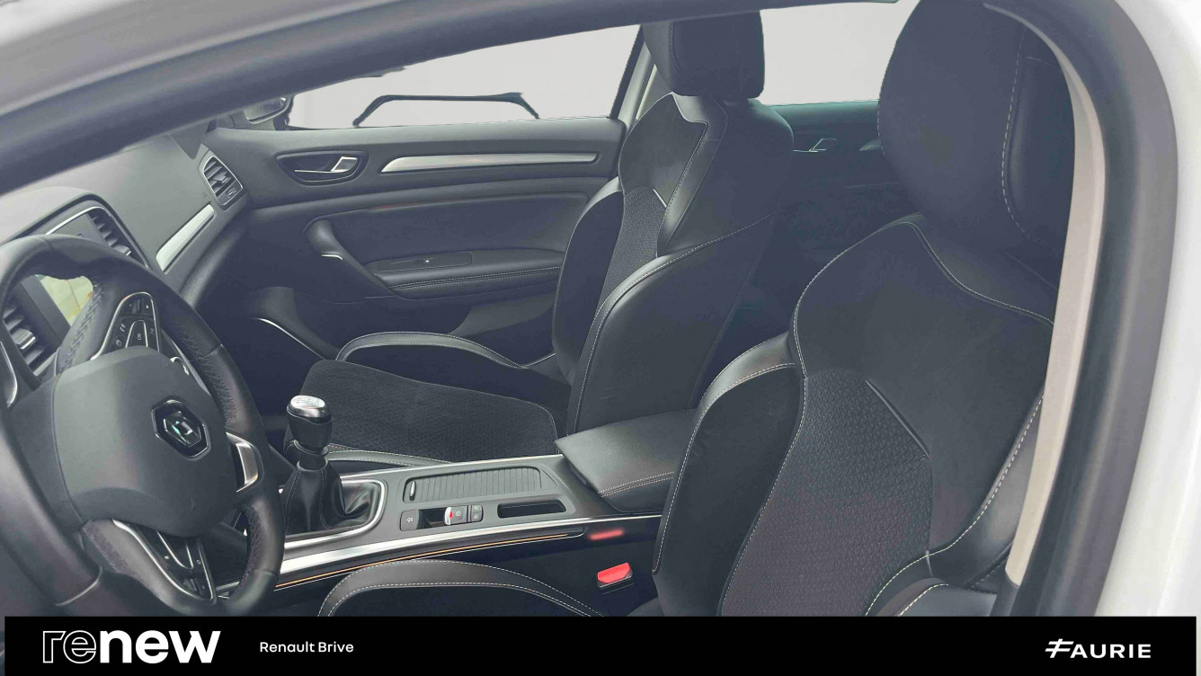 Acheter Renault Megane 4 Mégane IV Berline TCe 130 Energy Intens 5p occasion dans les concessions du Groupe Faurie