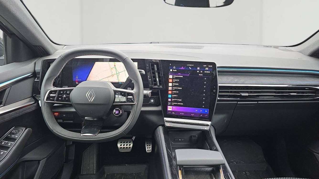 Acheter Renault Austral Austral E-Tech full hybrid 200 GSR2 Techno esprit Alpine 5p neuf dans les concessions du Groupe Faurie