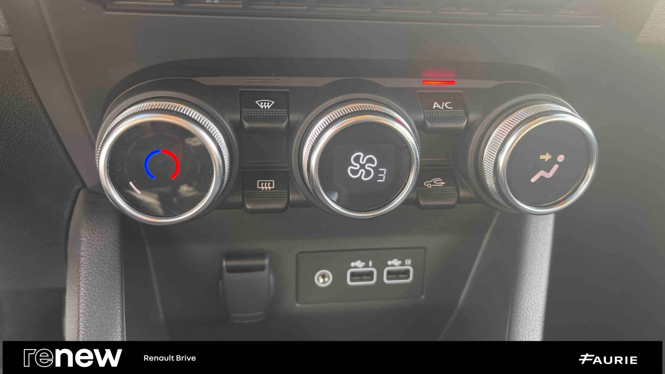 Acheter Renault Clio 5 Clio E-Tech full hybrid 145 ch GSR2 Evolution 5p occasion dans les concessions du Groupe Faurie