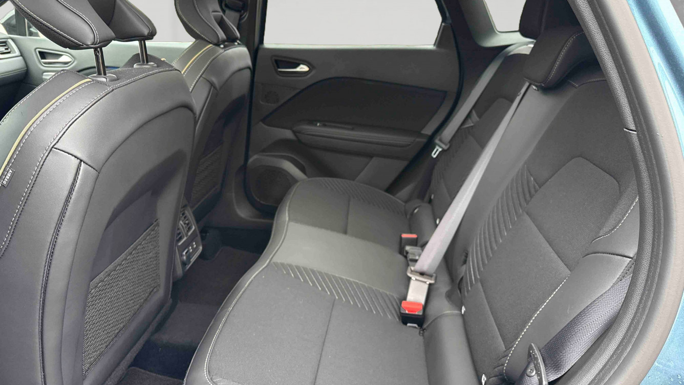 Acheter Renault Symbioz Symbioz E-Tech full hybrid 160 ch Iconic 5p neuf dans les concessions du Groupe Faurie