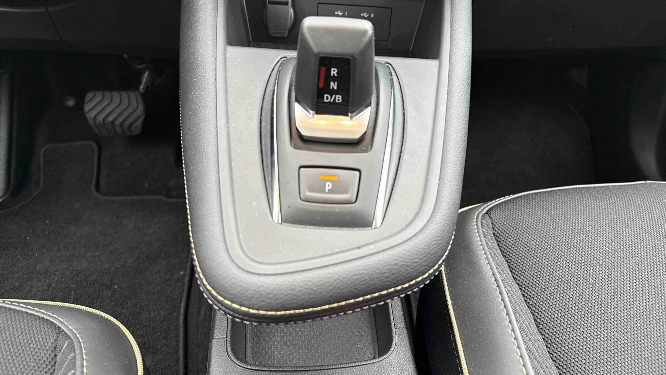 Acheter Renault Symbioz Symbioz E-Tech full hybrid 160 ch Iconic 5p neuf dans les concessions du Groupe Faurie