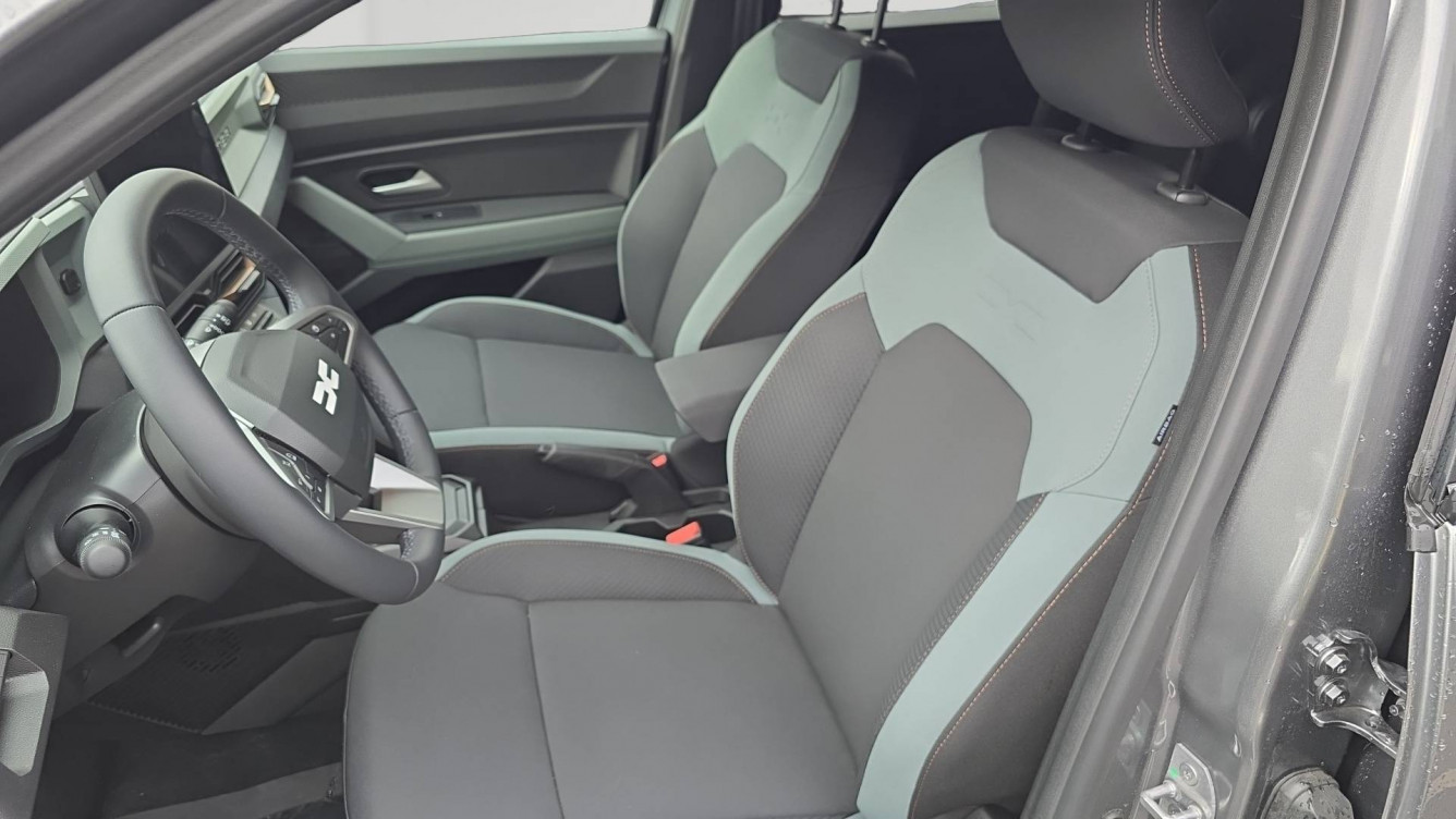 Acheter Dacia Duster Duster Hybrid 140 Extreme 5p neuf dans les concessions du Groupe Faurie