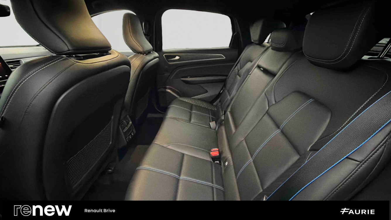 Acheter Renault Arkana Arkana E-Tech full hybrid 145 GSR2 esprit Alpine 5p occasion dans les concessions du Groupe Faurie