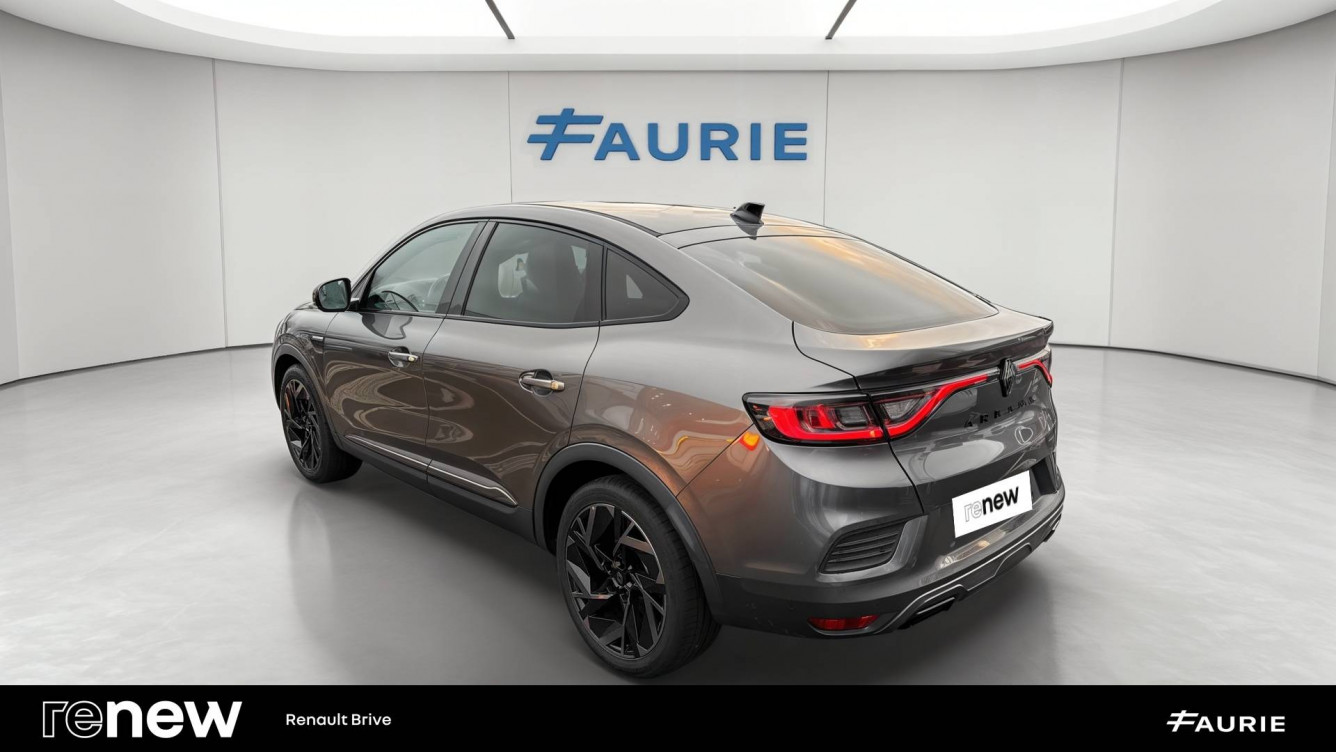 Acheter Renault Arkana Arkana E-Tech full hybrid 145 GSR2 esprit Alpine 5p occasion dans les concessions du Groupe Faurie