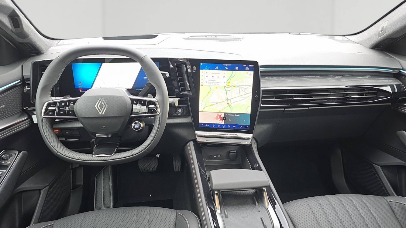 Acheter Renault Espace 6 Espace full hybrid E-Tech 200 ch 7pl Iconic 5p neuf dans les concessions du Groupe Faurie