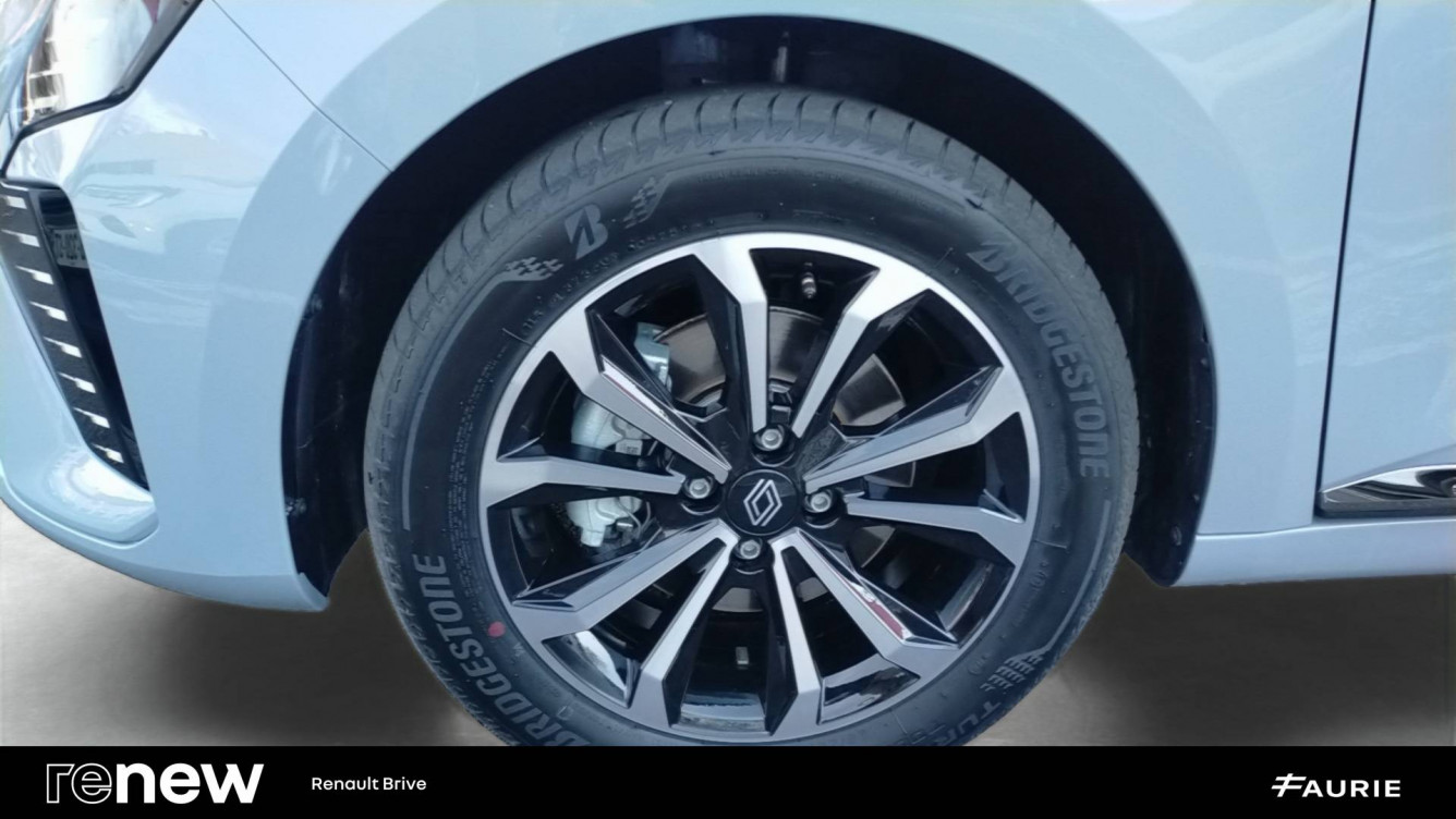 Acheter Renault Clio 5 Clio E-Tech full hybrid 145 ch GSR2 Techno 5p occasion dans les concessions du Groupe Faurie